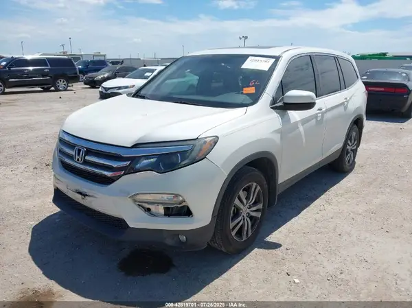 5FNYF5H71JB031230 2018 HONDA PILOT - Image 2
