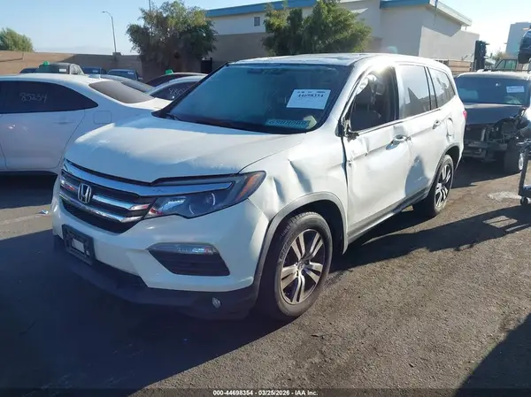 5FNYF5H72HB027536 2017 HONDA PILOT - Image 2