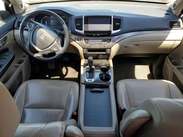 5FNYF5H73HB013368 2017 HONDA PILOT - Image 8