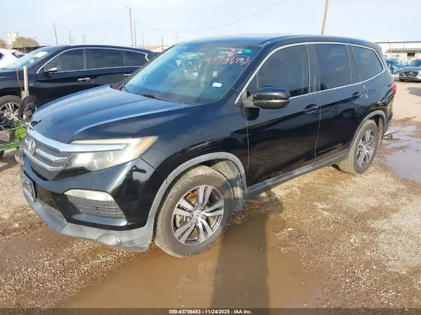 5FNYF5H73HB013855 2017 HONDA PILOT - Image 2