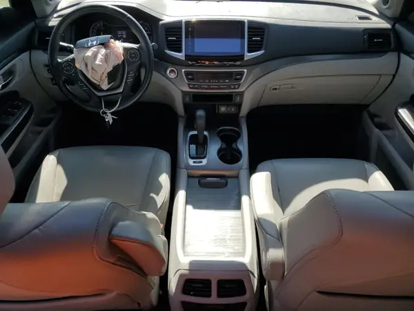 5FNYF5H73HB030235 2017 HONDA PILOT - Image 8