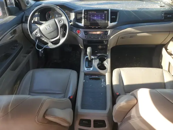 5FNYF5H73HB039890 2017 HONDA PILOT - Image 8