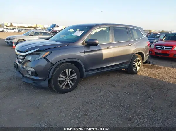 5FNYF5H74HB010026 2017 HONDA PILOT - Image 2