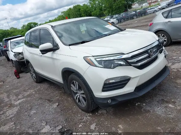 5FNYF5H74HB044225 2017 HONDA PILOT - Image 1