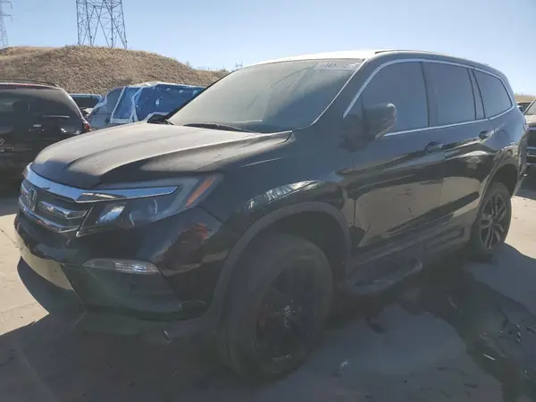 5FNYF5H74JB027592 2018 HONDA PILOT - Image 1