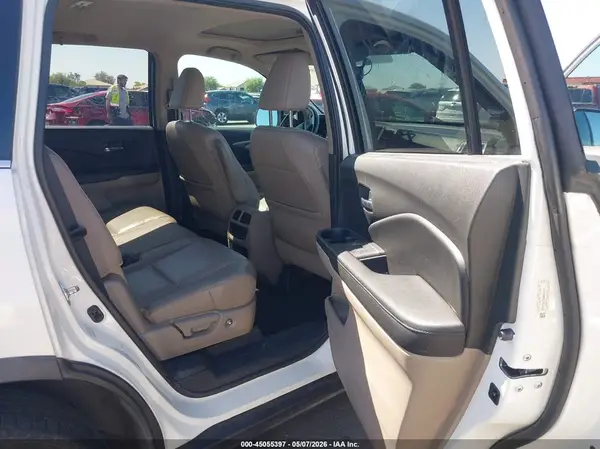 5FNYF5H75GB016772 2016 HONDA PILOT - Image 8