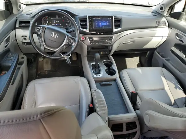 5FNYF5H75HB029412 2017 HONDA PILOT - Image 8