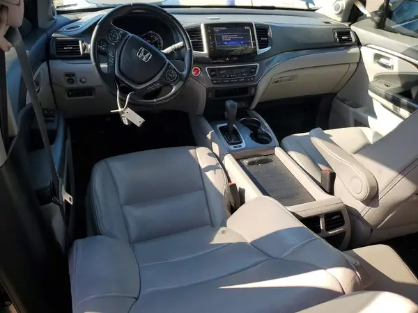 5FNYF5H75HB029426 2017 HONDA PILOT - Image 8