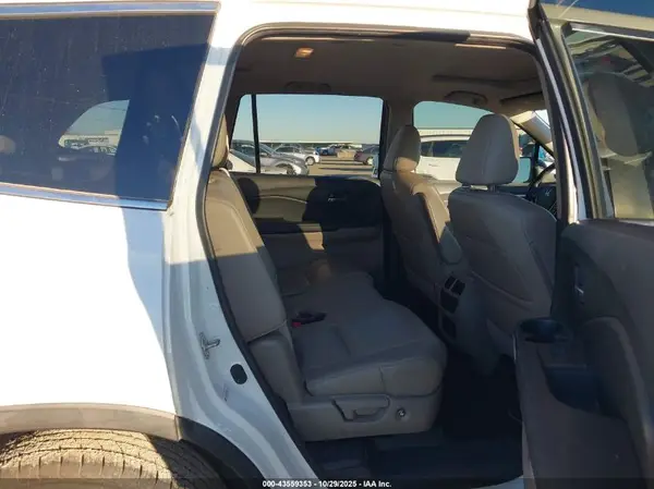 5FNYF5H76GB049943 2016 HONDA PILOT - Image 8