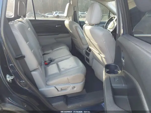 5FNYF5H76HB003546 2017 HONDA PILOT - Image 8