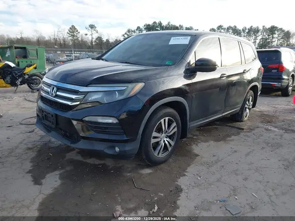 5FNYF5H76HB010397 2017 HONDA PILOT - Image 2
