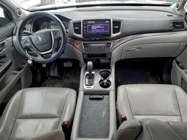 5FNYF5H76HB043397 2017 HONDA PILOT - Image 8