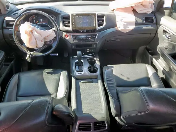 5FNYF5H77HB000235 2017 HONDA PILOT - Image 8