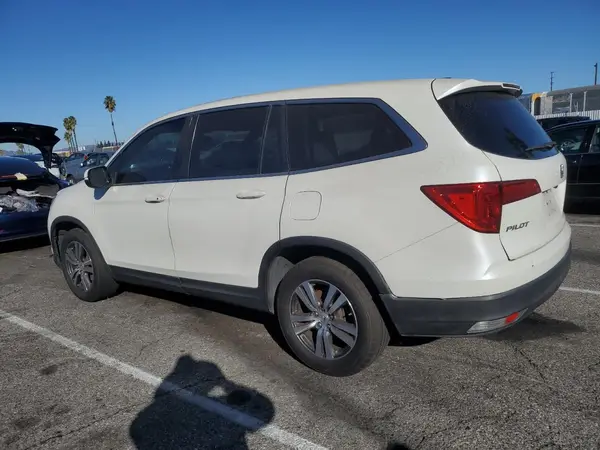 5FNYF5H78GB028110 2016 HONDA PILOT - Image 2