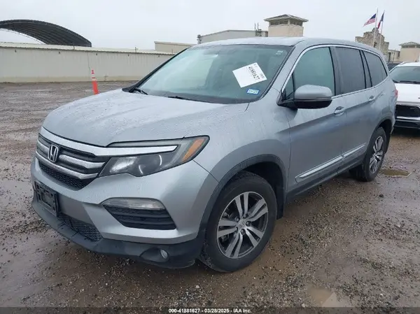 5FNYF5H79HB022365 2017 HONDA PILOT - Image 2