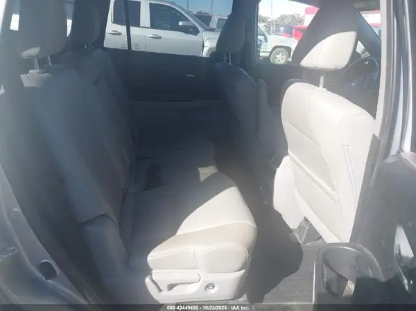 5FNYF5H79HB044852 2017 HONDA PILOT - Image 8