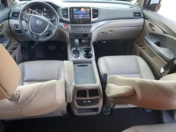 5FNYF5H7XHB031818 2017 HONDA PILOT - Image 8