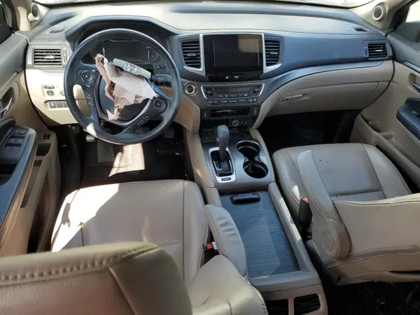 5FNYF5H7XJB012367 2018 HONDA PILOT - Image 8
