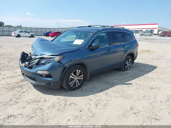 5FNYF5H7XJB028097 2018 HONDA PILOT - Image 2