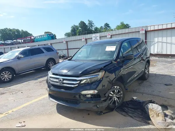 5FNYF5H80HB005785 2017 HONDA PILOT - Image 2