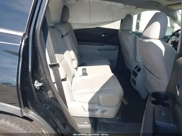 5FNYF5H80HB005785 2017 HONDA PILOT - Image 8