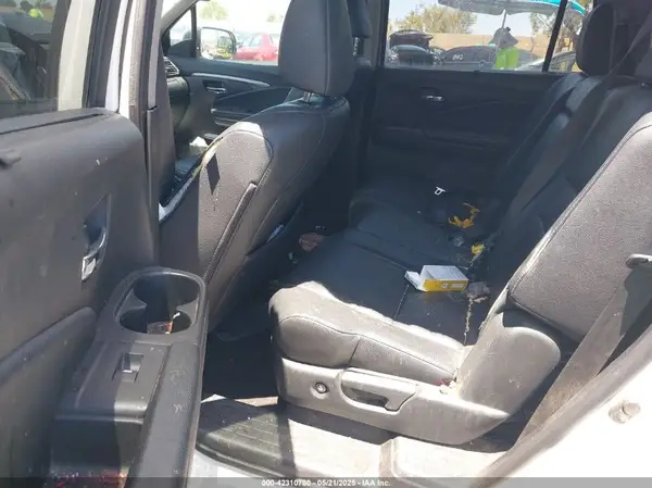5FNYF5H80HB040102 2017 HONDA PILOT - Image 8