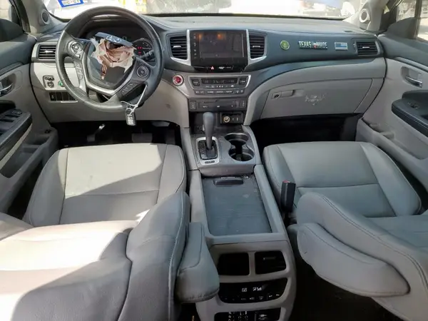 5FNYF5H81JB004313 2018 HONDA PILOT - Image 8