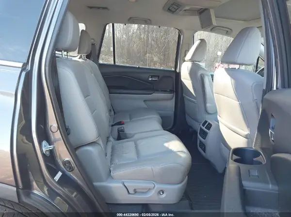 5FNYF5H82GB019587 2016 HONDA PILOT - Image 8