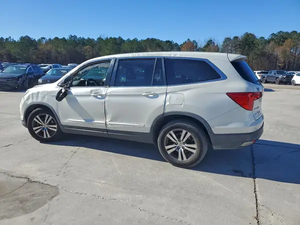 5FNYF5H82HB007893 2017 HONDA PILOT - Image 2