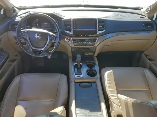 5FNYF5H82HB007893 2017 HONDA PILOT - Image 8