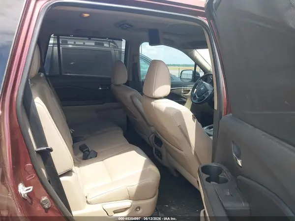5FNYF5H82JB008564 2018 HONDA PILOT - Image 8