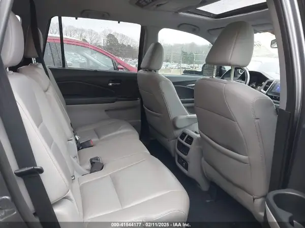 5FNYF5H83GB049245 2016 HONDA PILOT - Image 8