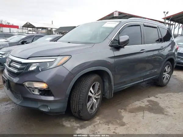 5FNYF5H83HB042412 2017 HONDA PILOT - Image 2