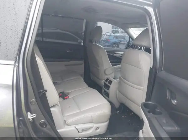 5FNYF5H84HB001514 2017 HONDA PILOT - Image 8