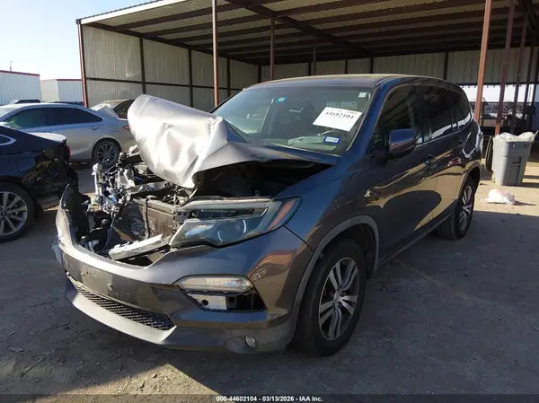 5FNYF5H84JB010607 2018 HONDA PILOT - Image 2