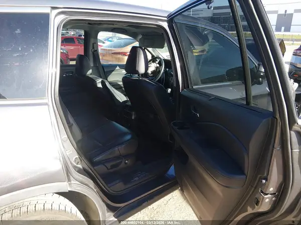 5FNYF5H84JB010607 2018 HONDA PILOT - Image 8