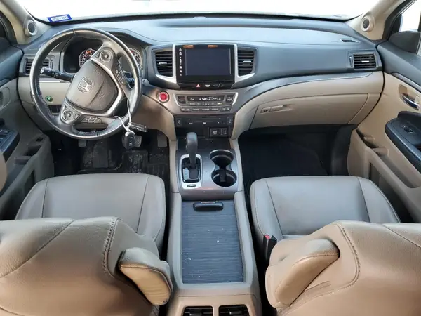 5FNYF5H85HB034635 2017 HONDA PILOT - Image 8