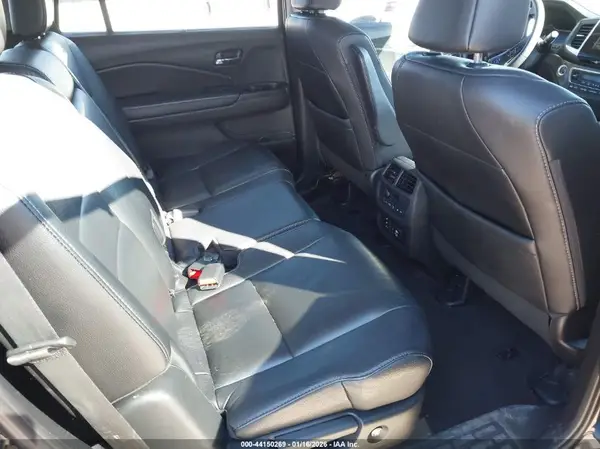 5FNYF5H85HB036675 2017 HONDA PILOT - Image 8