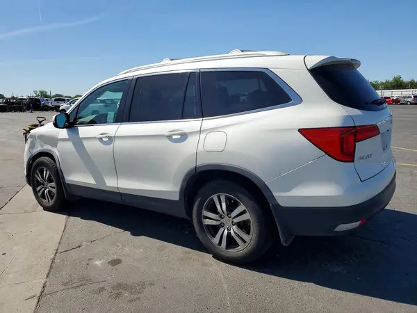 5FNYF5H86JB013587 2018 HONDA PILOT - Image 2