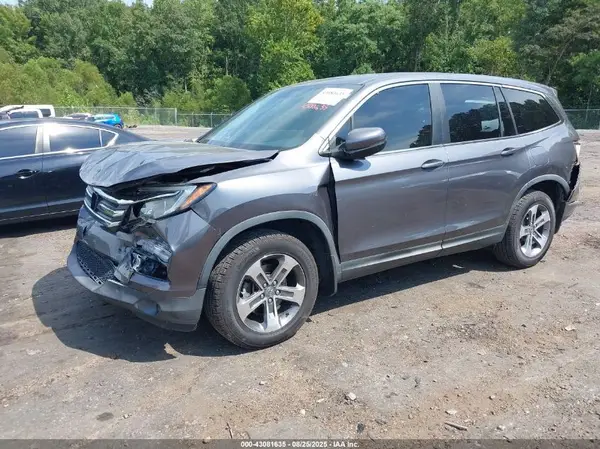 5FNYF5H88HB009406 2017 HONDA PILOT - Image 2
