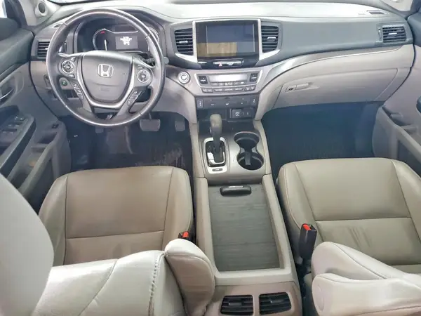 5FNYF5H89HB028157 2017 HONDA PILOT - Image 8