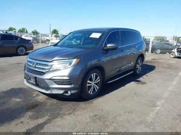 5FNYF5H8XJB007906 2018 HONDA PILOT - Image 2