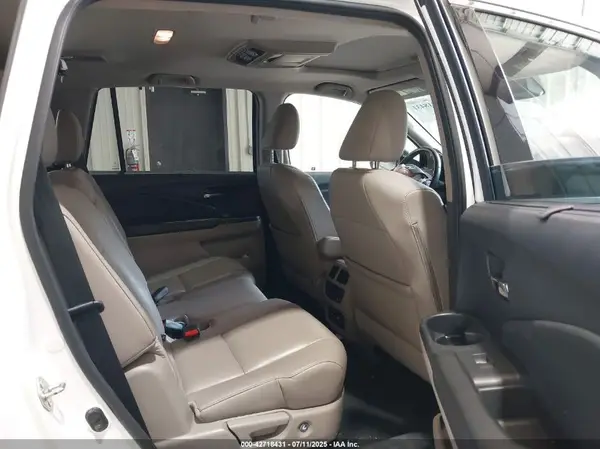 5FNYF5H90HB016388 2017 HONDA PILOT - Image 8