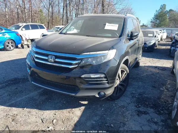 5FNYF5H90HB023003 2017 HONDA PILOT - Image 2