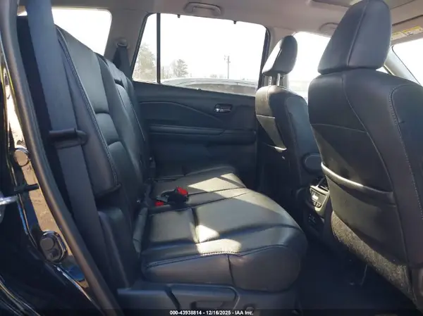 5FNYF5H90HB023003 2017 HONDA PILOT - Image 8