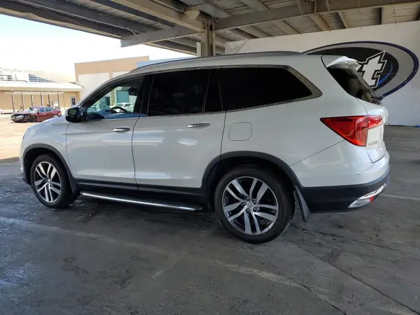5FNYF5H90HB027245 2017 HONDA PILOT - Image 2