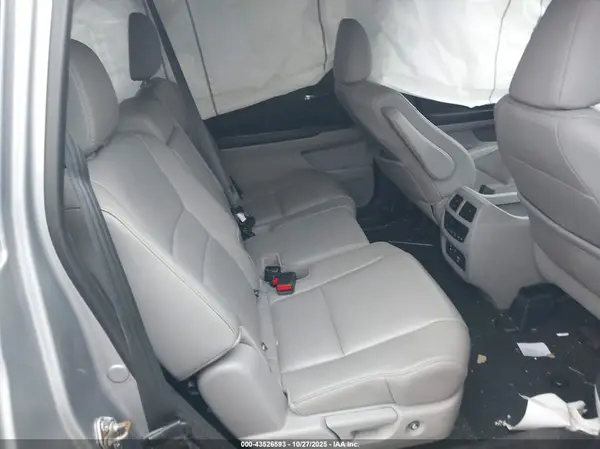 5FNYF5H90HB030940 2017 HONDA PILOT - Image 8