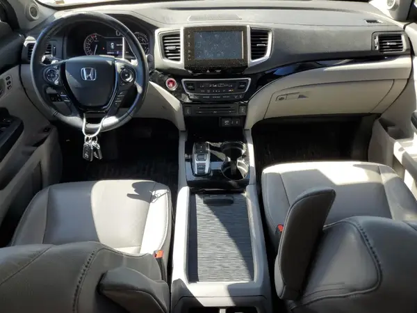 5FNYF5H90HB034695 2017 HONDA PILOT - Image 8