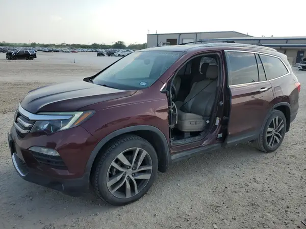 5FNYF5H90JB003887 2018 HONDA PILOT - Image 1