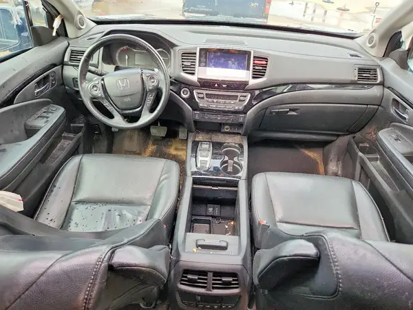 5FNYF5H90JB009558 2018 HONDA PILOT - Image 8